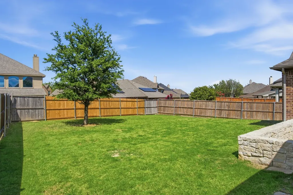 436 Bristol Street Roanoke TX 76262