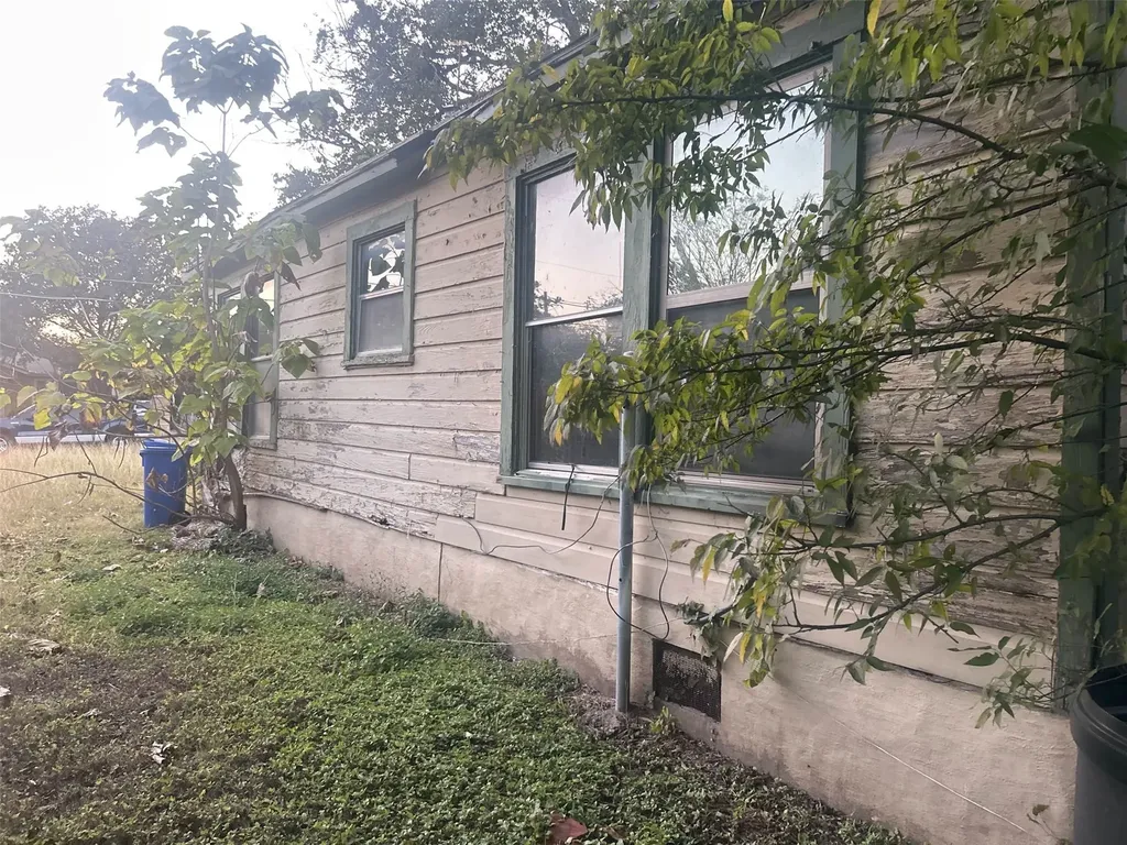 3317 N 23rd Street Waco TX 76708