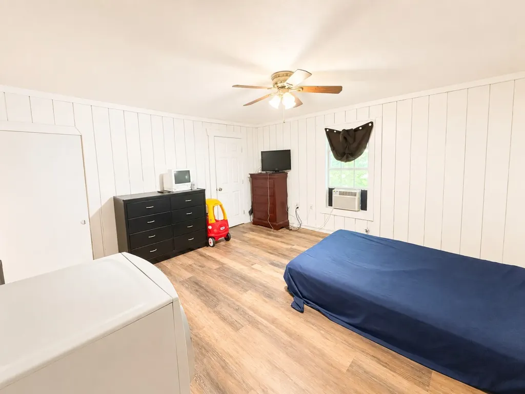 2732 W Collin Street Corsicana TX 75110