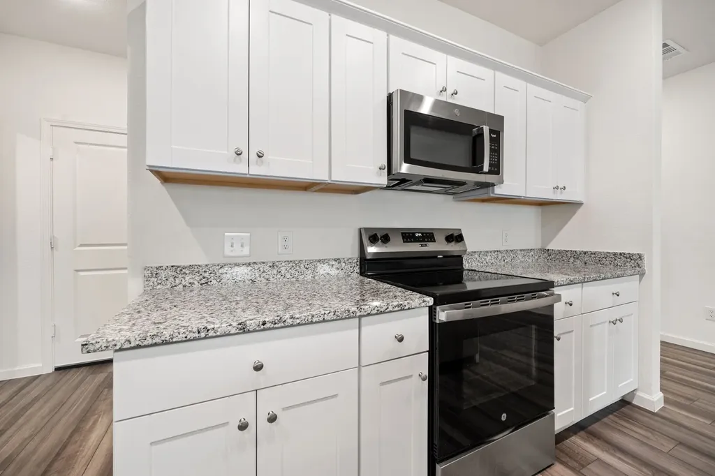 233 Berthe Court Cedar Hill TX 75104