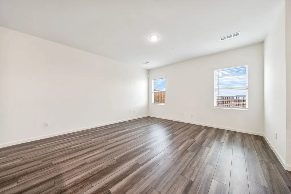 233 Berthe Court Cedar Hill TX 75104