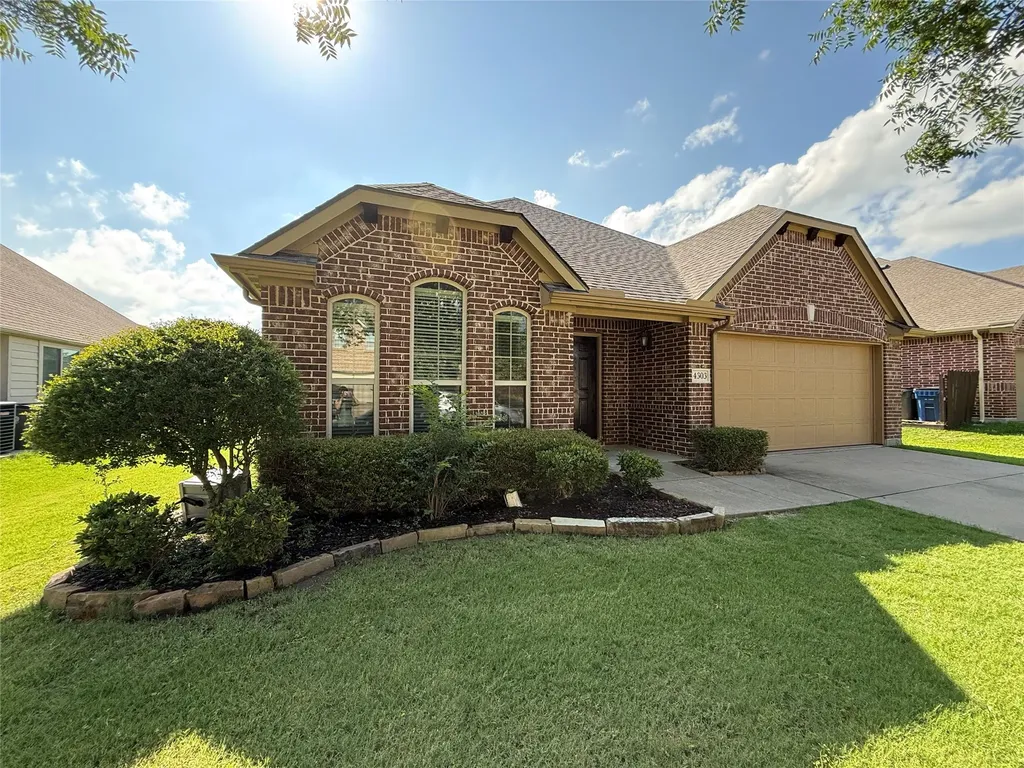 4303 Oak Bluff Drive Melissa TX 75454