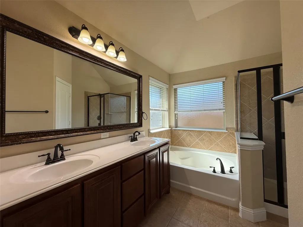 4303 Oak Bluff Drive Melissa TX 75454