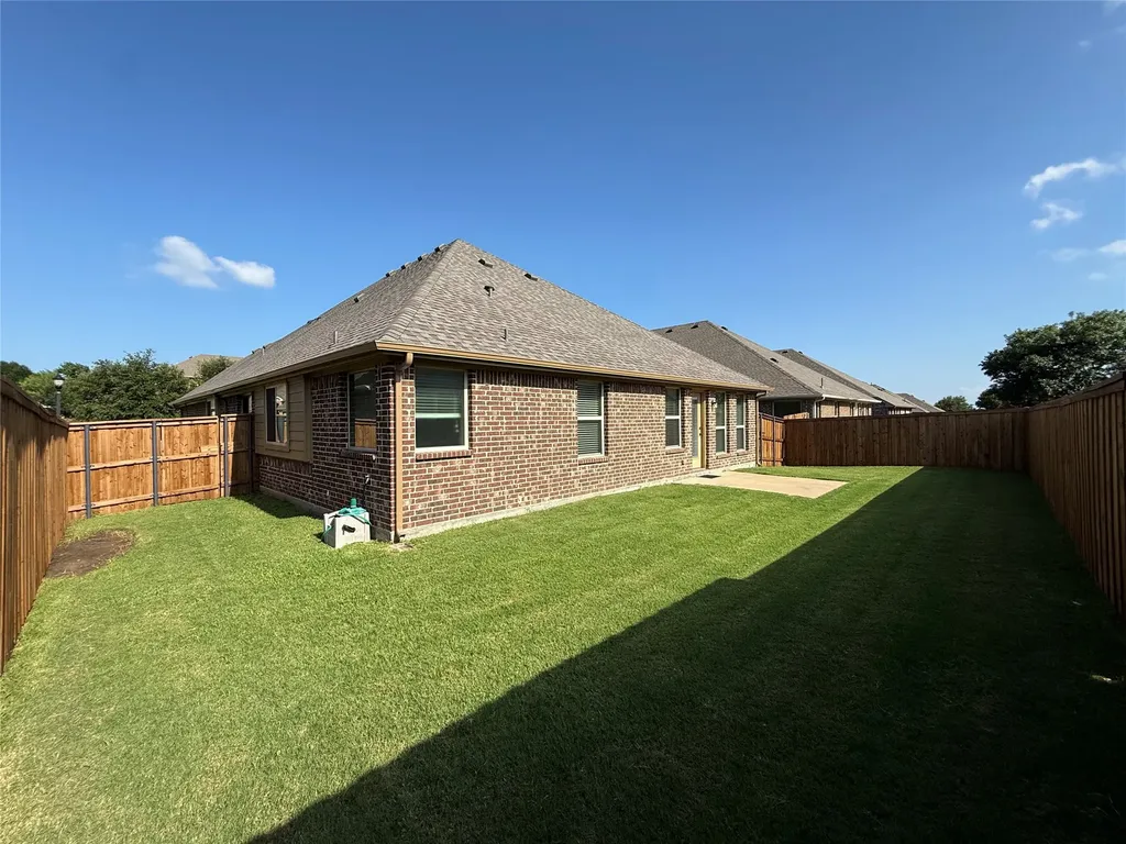 4303 Oak Bluff Drive Melissa TX 75454