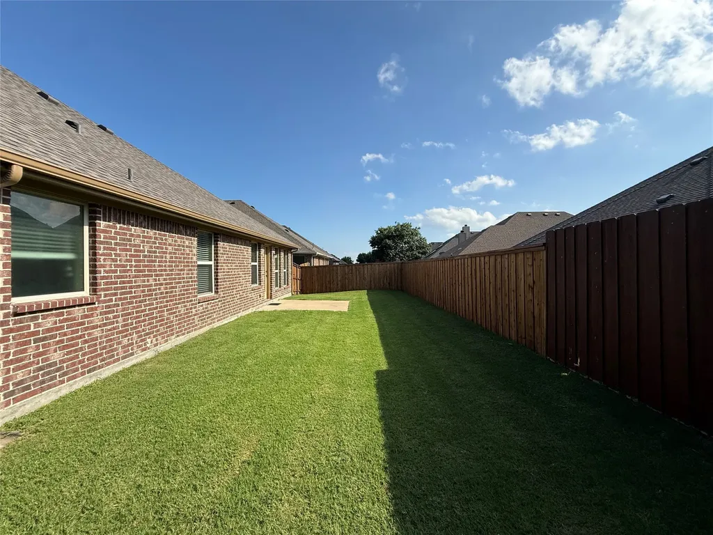 4303 Oak Bluff Drive Melissa TX 75454