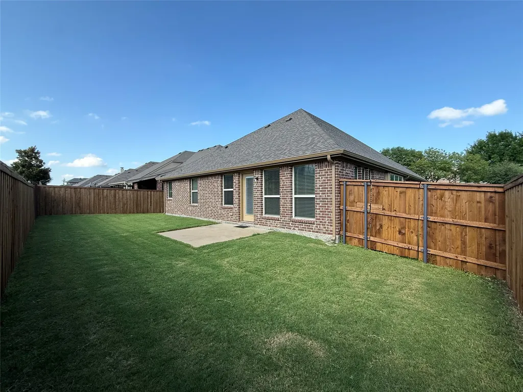 4303 Oak Bluff Drive Melissa TX 75454