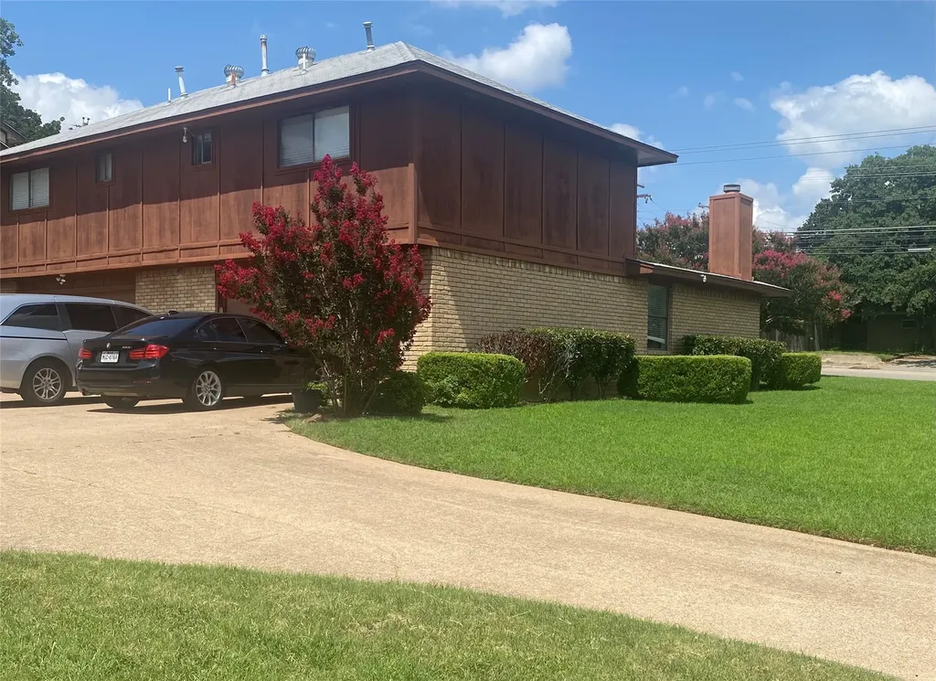1419 S Story Road Irving TX 75060