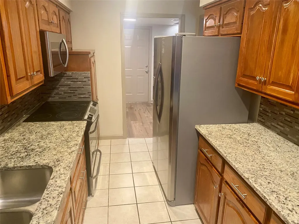 1419 S Story Road Irving TX 75060