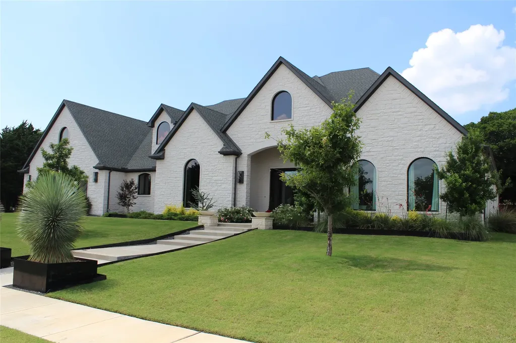 333 Renaissance Lane Heath TX 75032