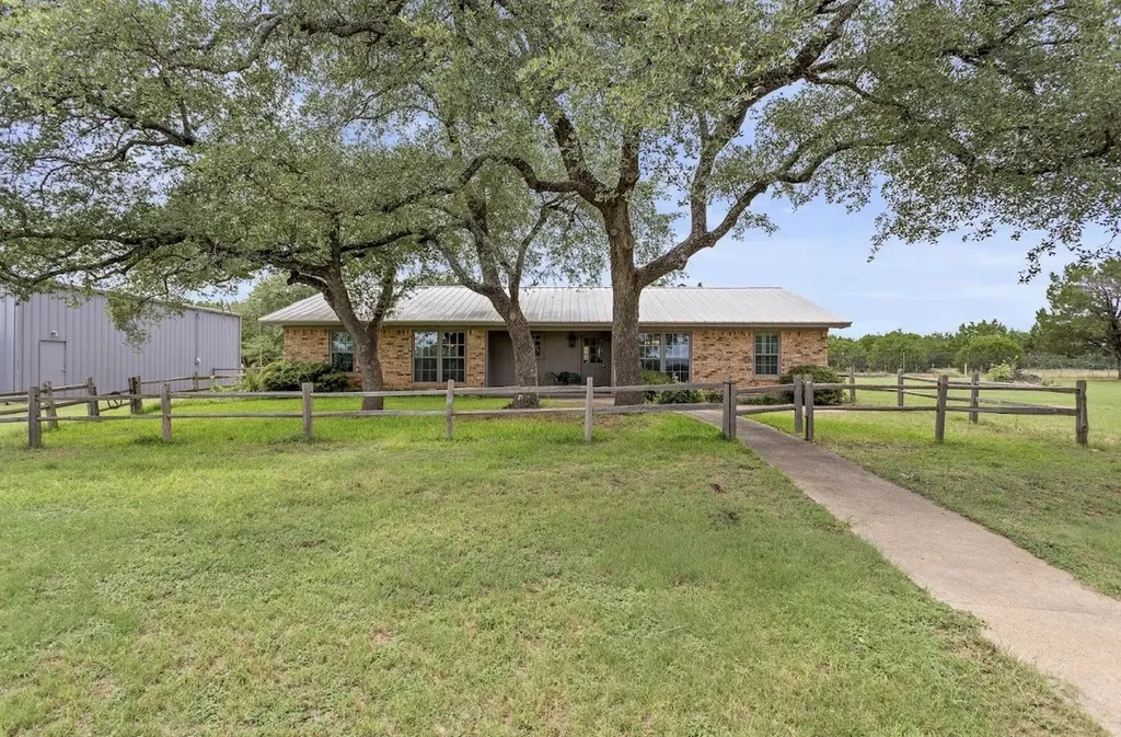 1018 Fm 1473 Meridian TX 76665