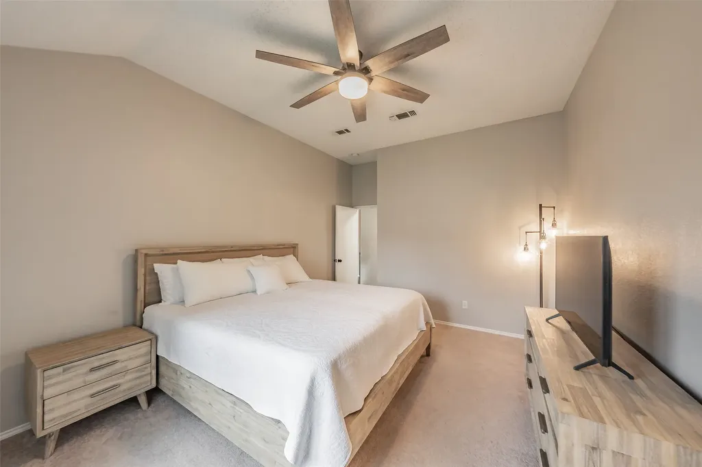 7000 Rovato Drive Arlington TX 76001