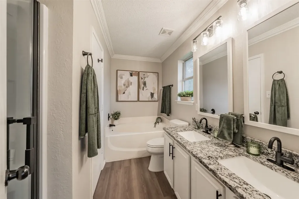 7000 Rovato Drive Arlington TX 76001