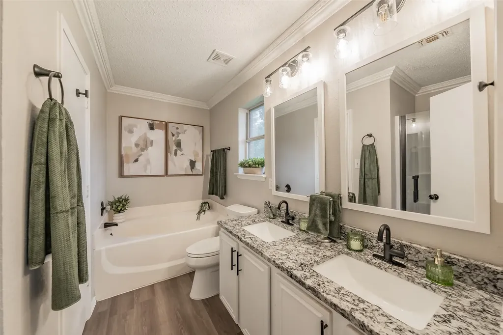 7000 Rovato Drive Arlington TX 76001