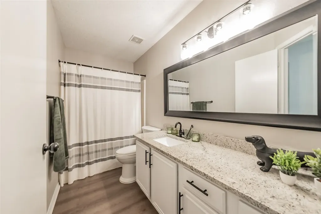 7000 Rovato Drive Arlington TX 76001