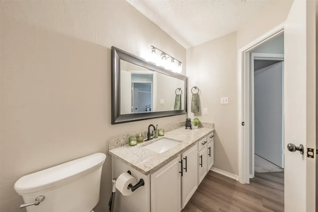 7000 Rovato Drive Arlington TX 76001