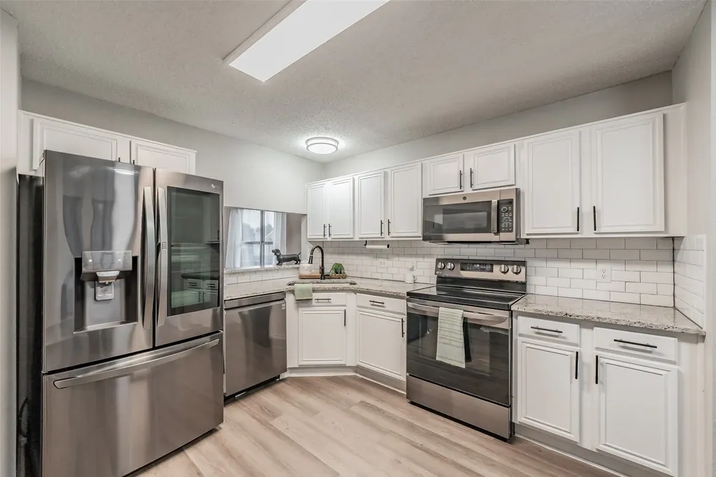 7000 Rovato Drive Arlington TX 76001