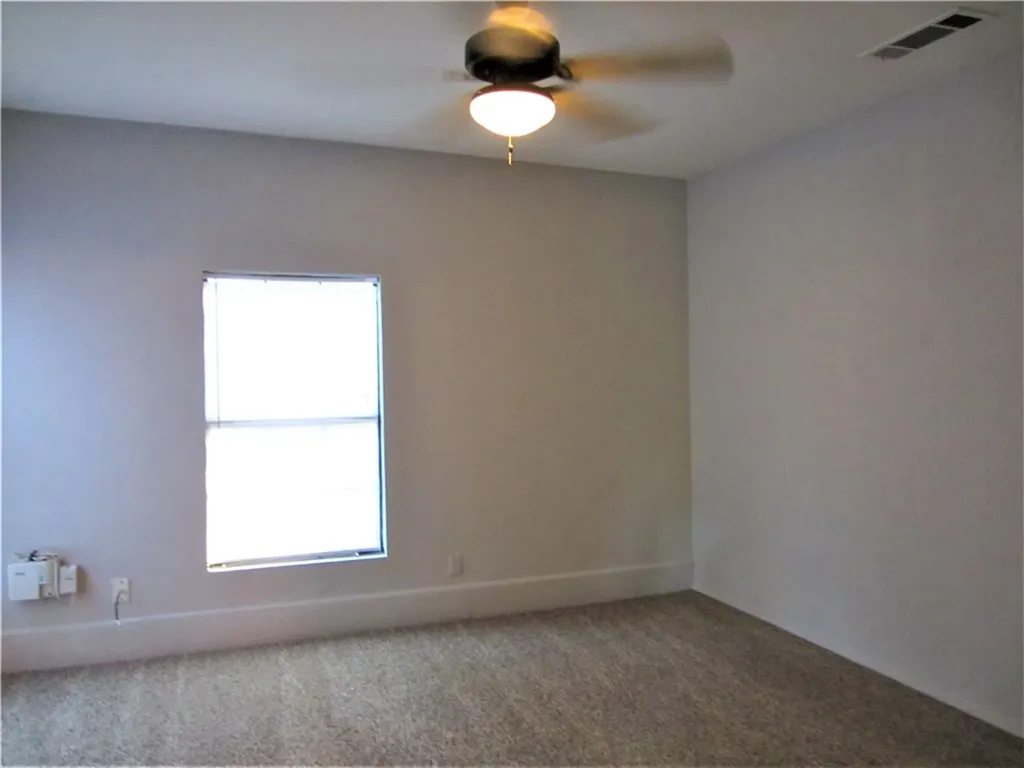 1106 Peak Street Denton TX 76201