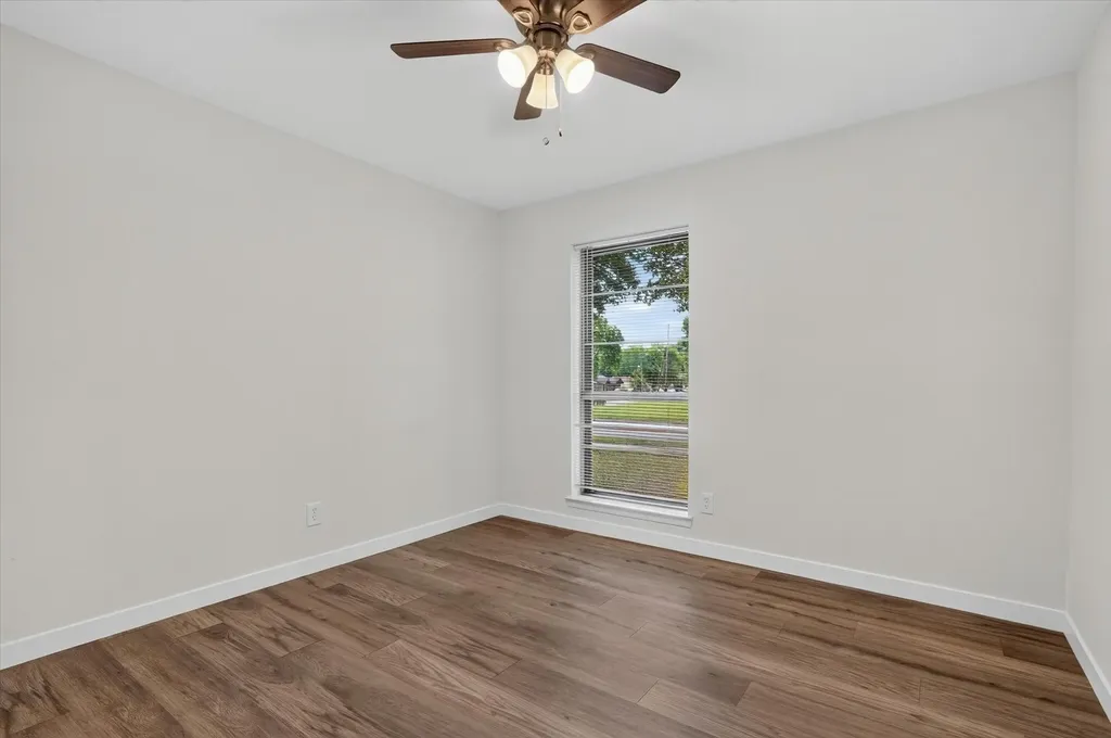 439 Candlelight Avenue Duncanville TX 75137