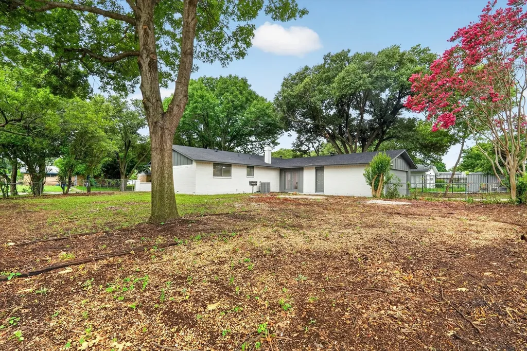 439 Candlelight Avenue Duncanville TX 75137