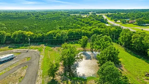 1105 W Front Highway Blossom TX 75416