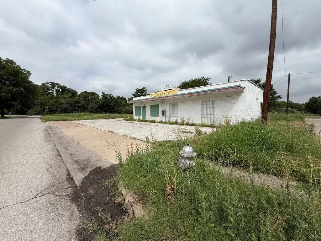 1813 Portland Avenue Fort Worth TX 76102