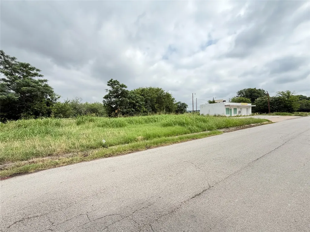 1813 Portland Avenue Fort Worth TX 76102