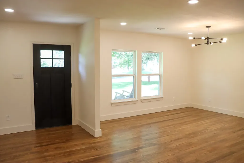 1108 W Storey Street San Saba TX 76877