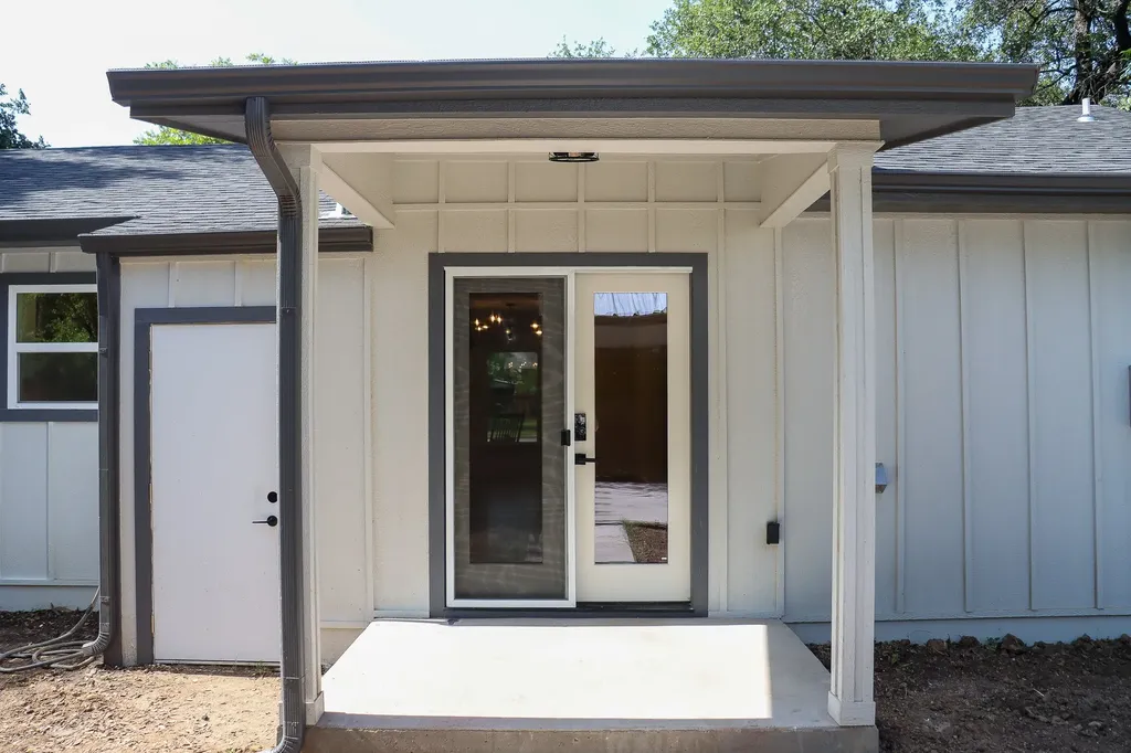 1108 W Storey Street San Saba TX 76877