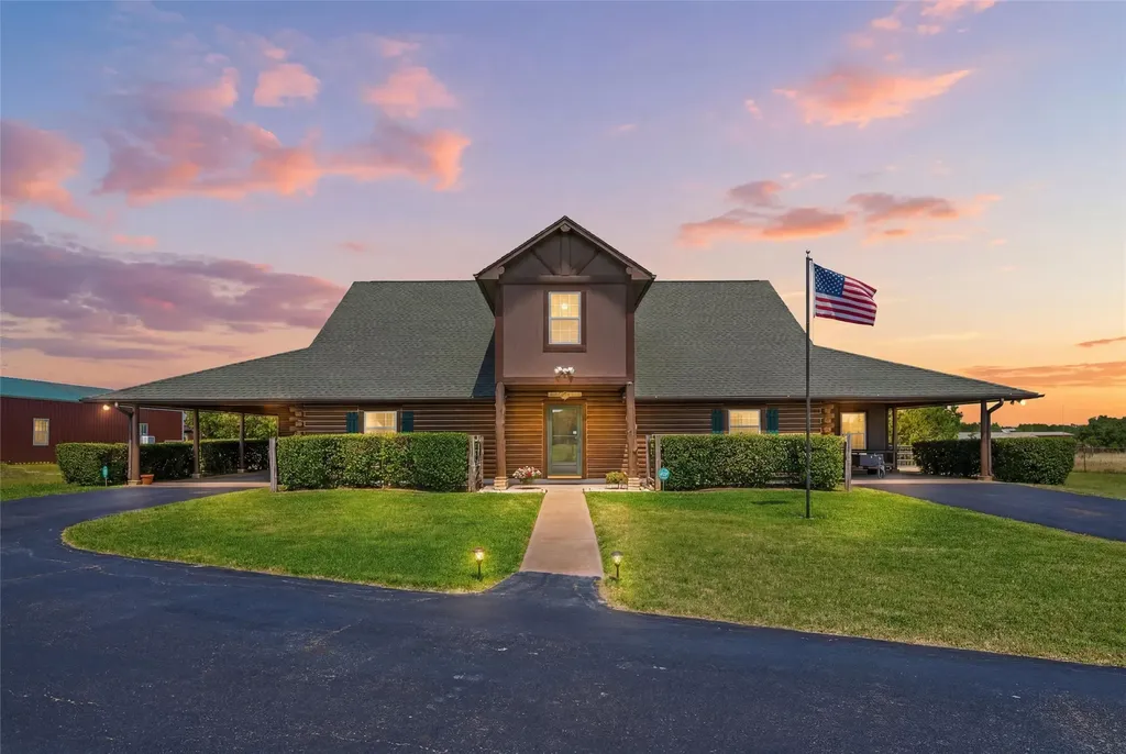 7301 Comer Lane Weatherford TX 76085