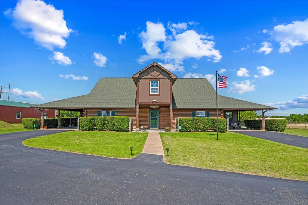 7301 Comer Lane Weatherford TX 76085