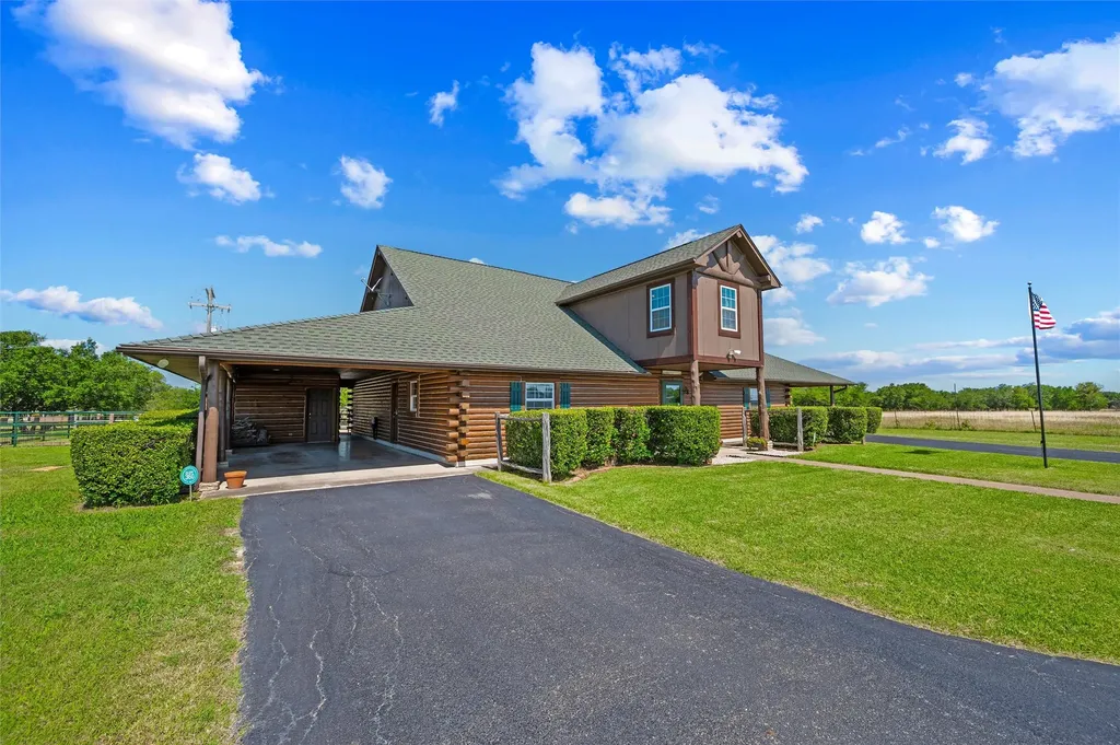 7301 Comer Lane Weatherford TX 76085
