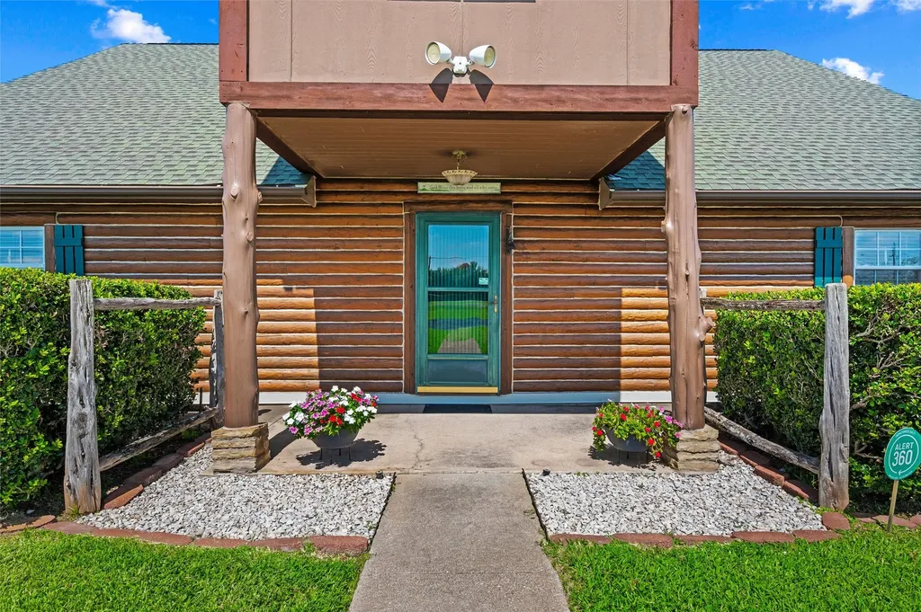 7301 Comer Lane Weatherford TX 76085