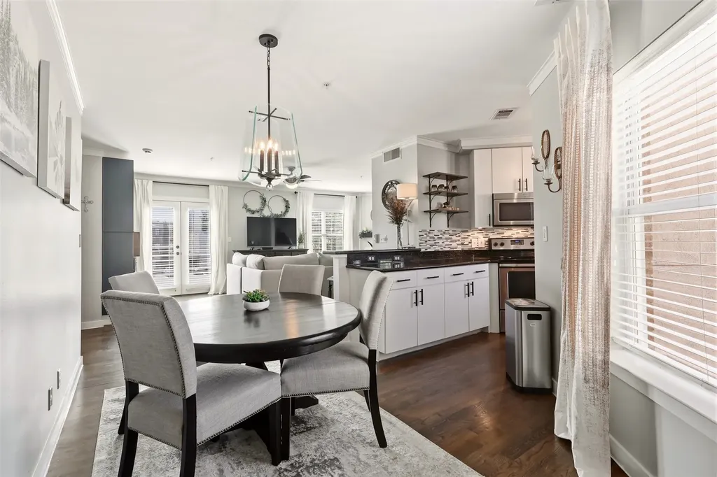 3922 Gilbert Avenue Dallas TX 75219