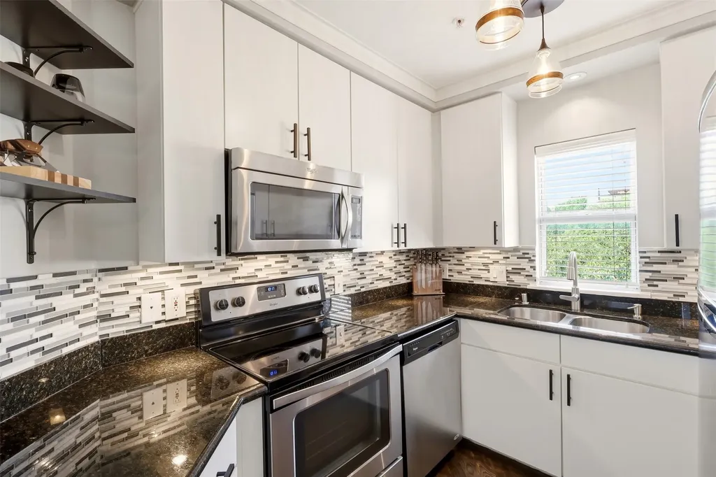 3922 Gilbert Avenue Dallas TX 75219