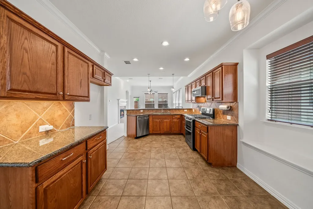325 Kirby Drive Argyle TX 76226