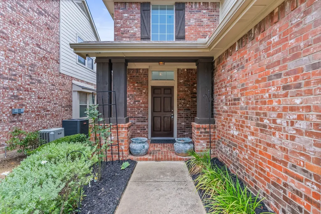 325 Kirby Drive Argyle TX 76226