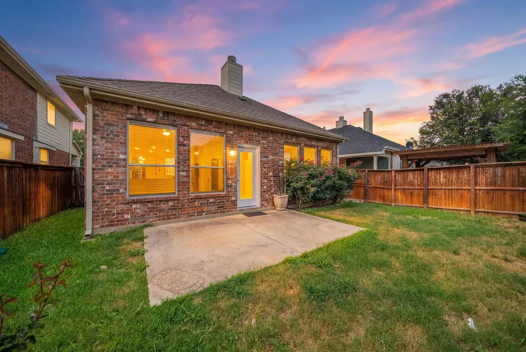 325 Kirby Drive Argyle TX 76226