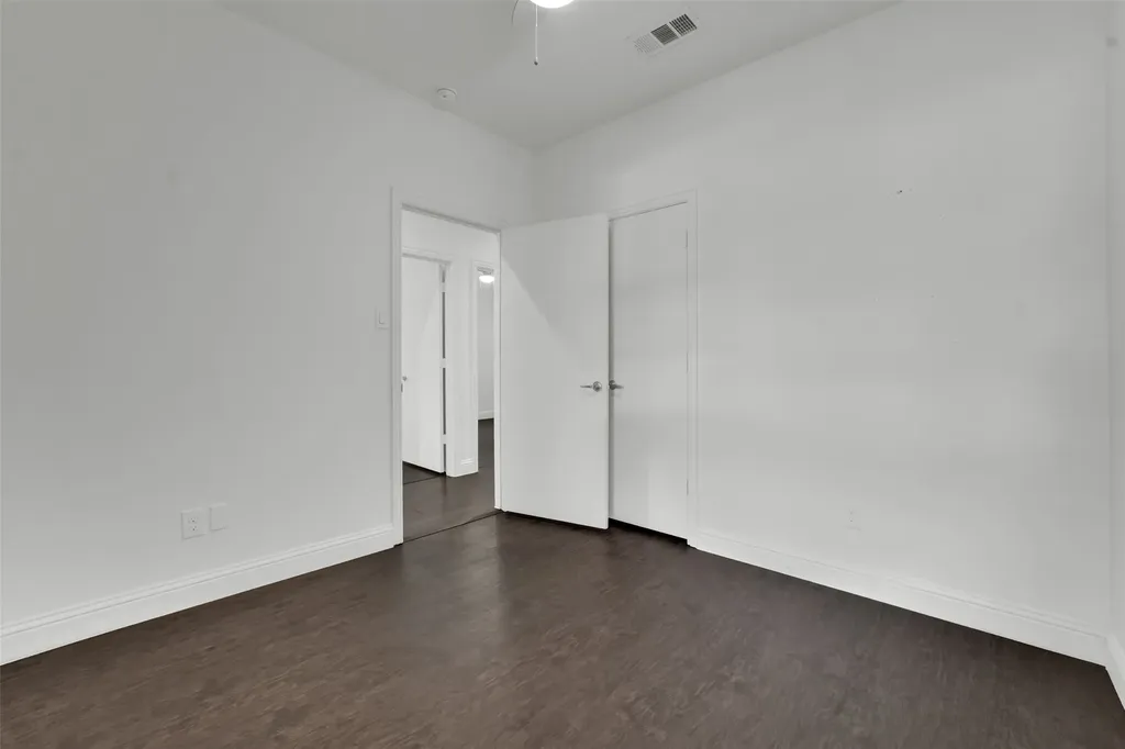 4902 Rimwood Drive Balch Springs TX 75180