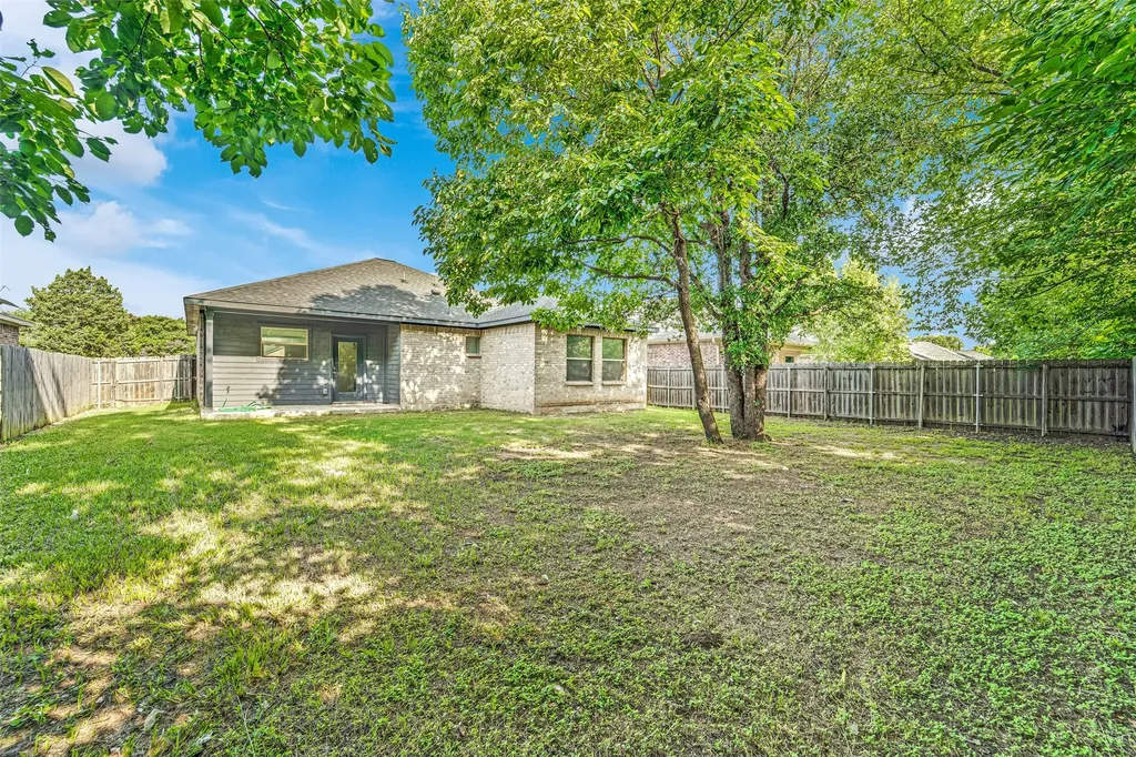 4902 Rimwood Drive Balch Springs TX 75180