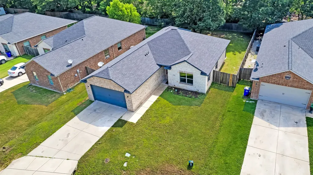 4902 Rimwood Drive Balch Springs TX 75180