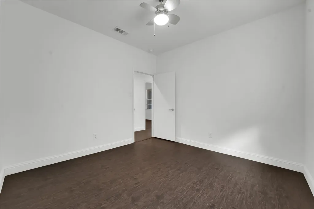 4902 Rimwood Drive Balch Springs TX 75180