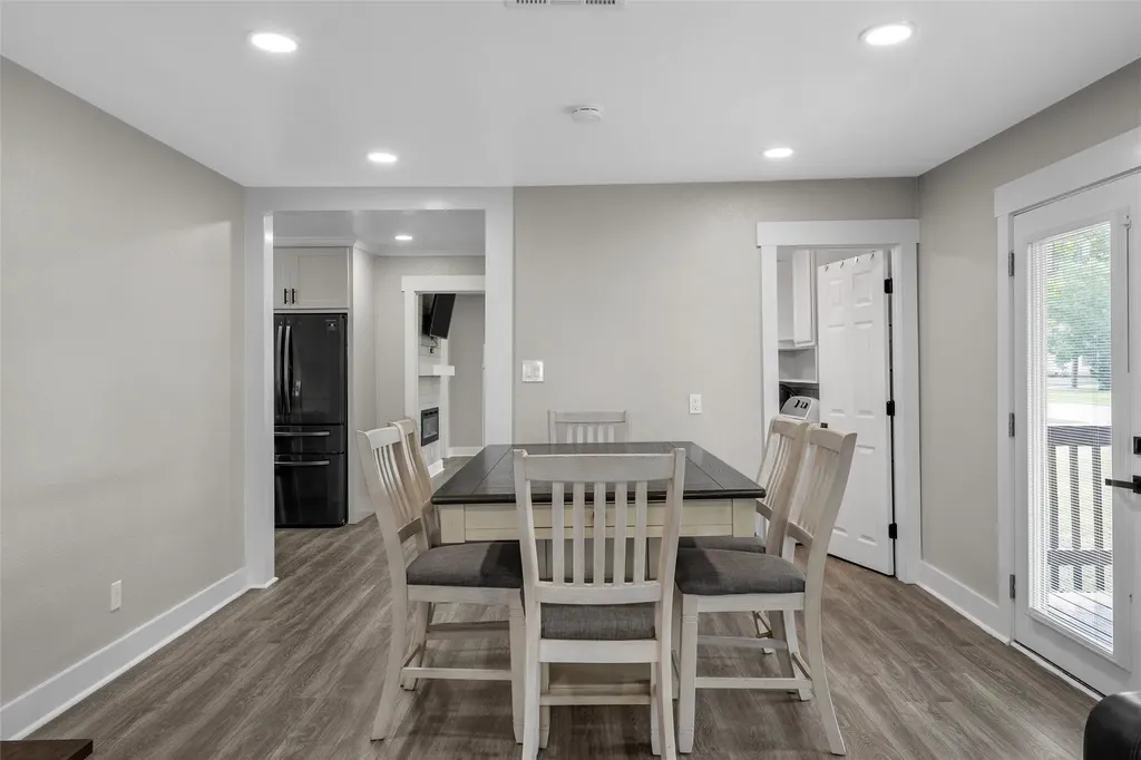 122 Rogers Street Mcgregor TX 76657