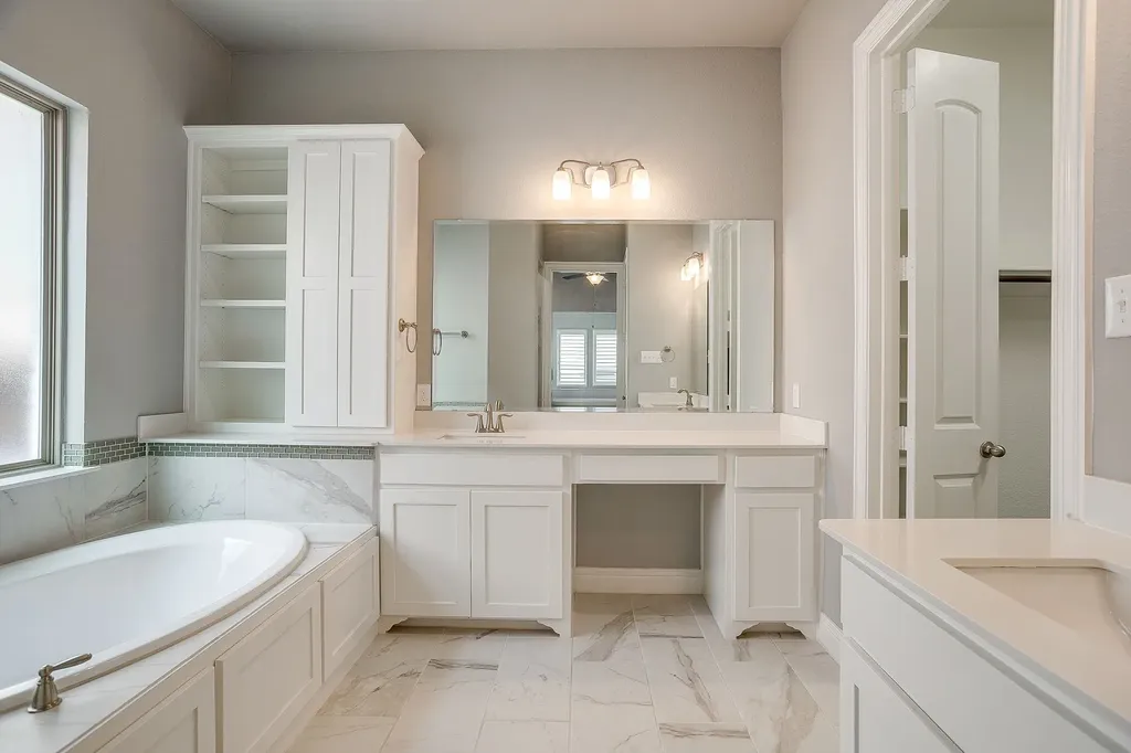 4407 Garnet Jade Drive Arlington TX 76005