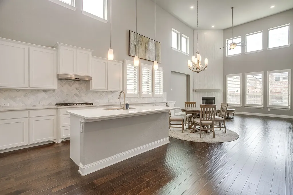 4407 Garnet Jade Drive Arlington TX 76005
