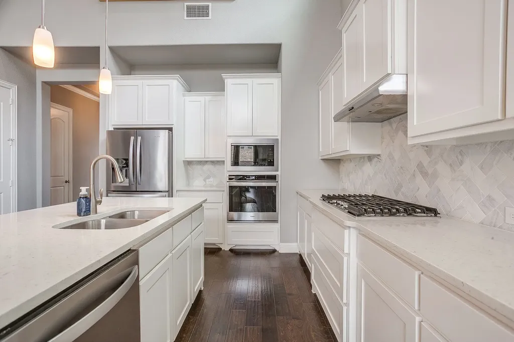 4407 Garnet Jade Drive Arlington TX 76005