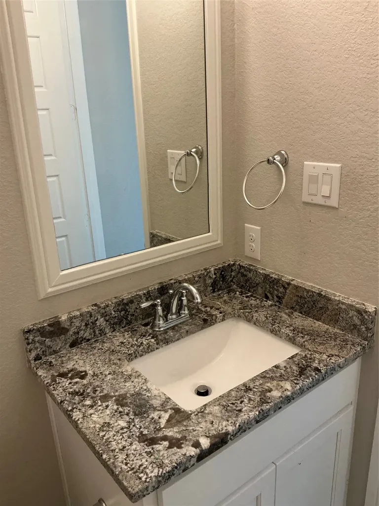 2195 English Ivy Road Frisco TX 75033