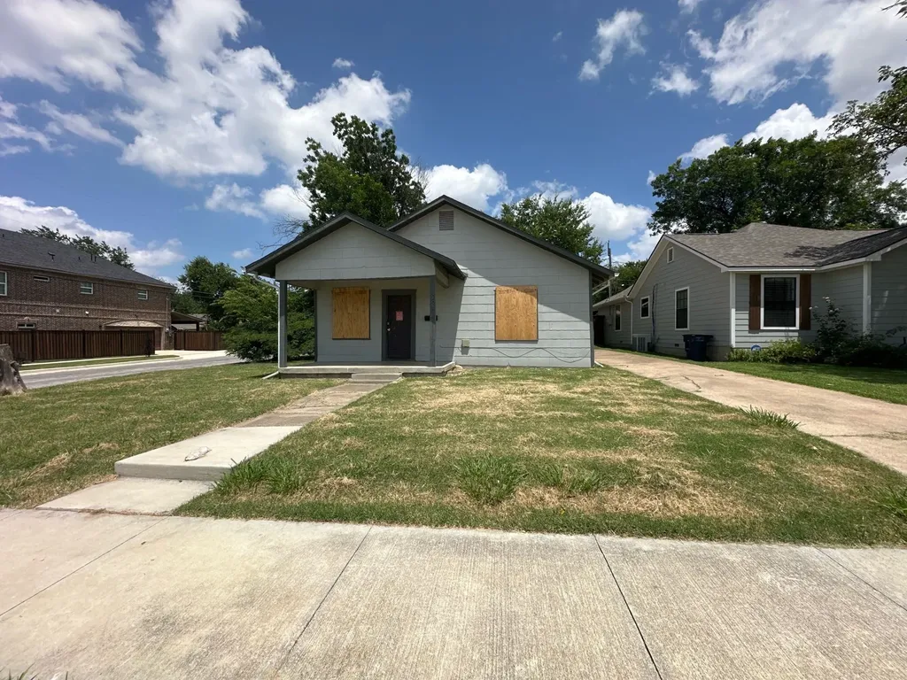 3301 Frazier Avenue Fort Worth TX 76110