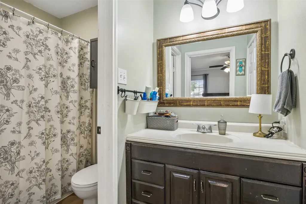 5728 Constitution Court Watauga TX 76148