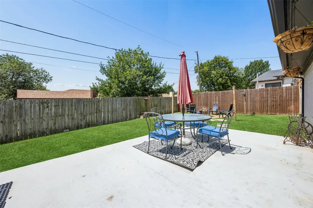 5728 Constitution Court Watauga TX 76148