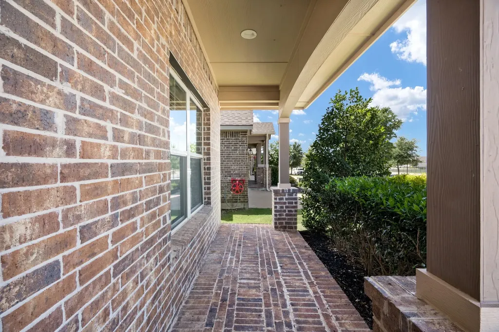 916 Hawks Way Argyle TX 76226